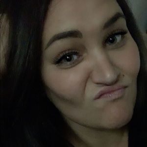 Meet your Posher, Natasha